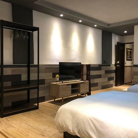 First Place B&B Hualien stad Exteriör bild