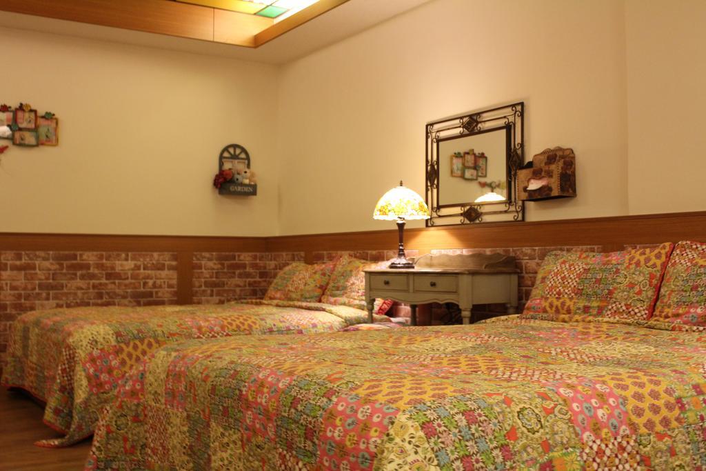 First Place B&B Hualien stad Exteriör bild
