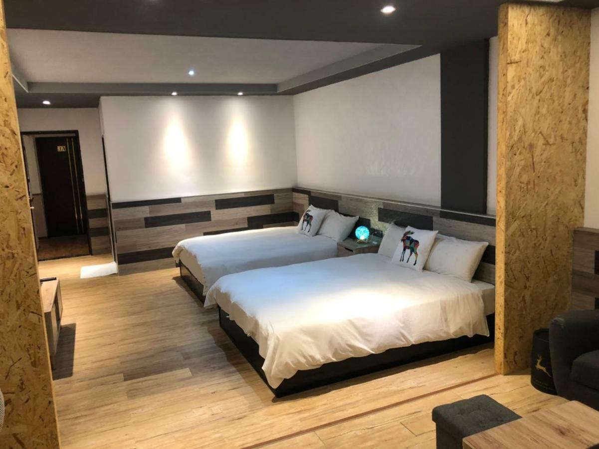 First Place B&B Hualien stad Exteriör bild