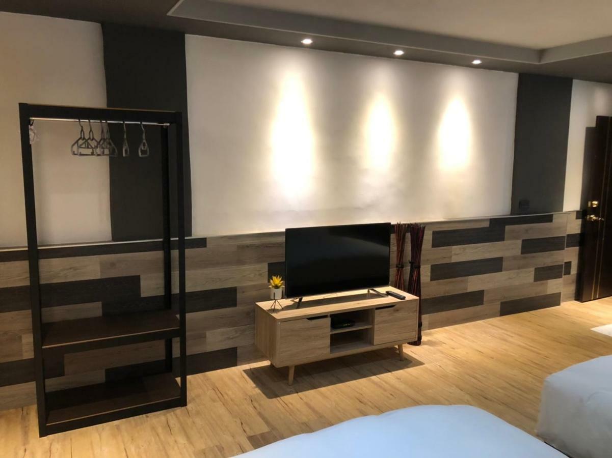 First Place B&B Hualien stad Exteriör bild
