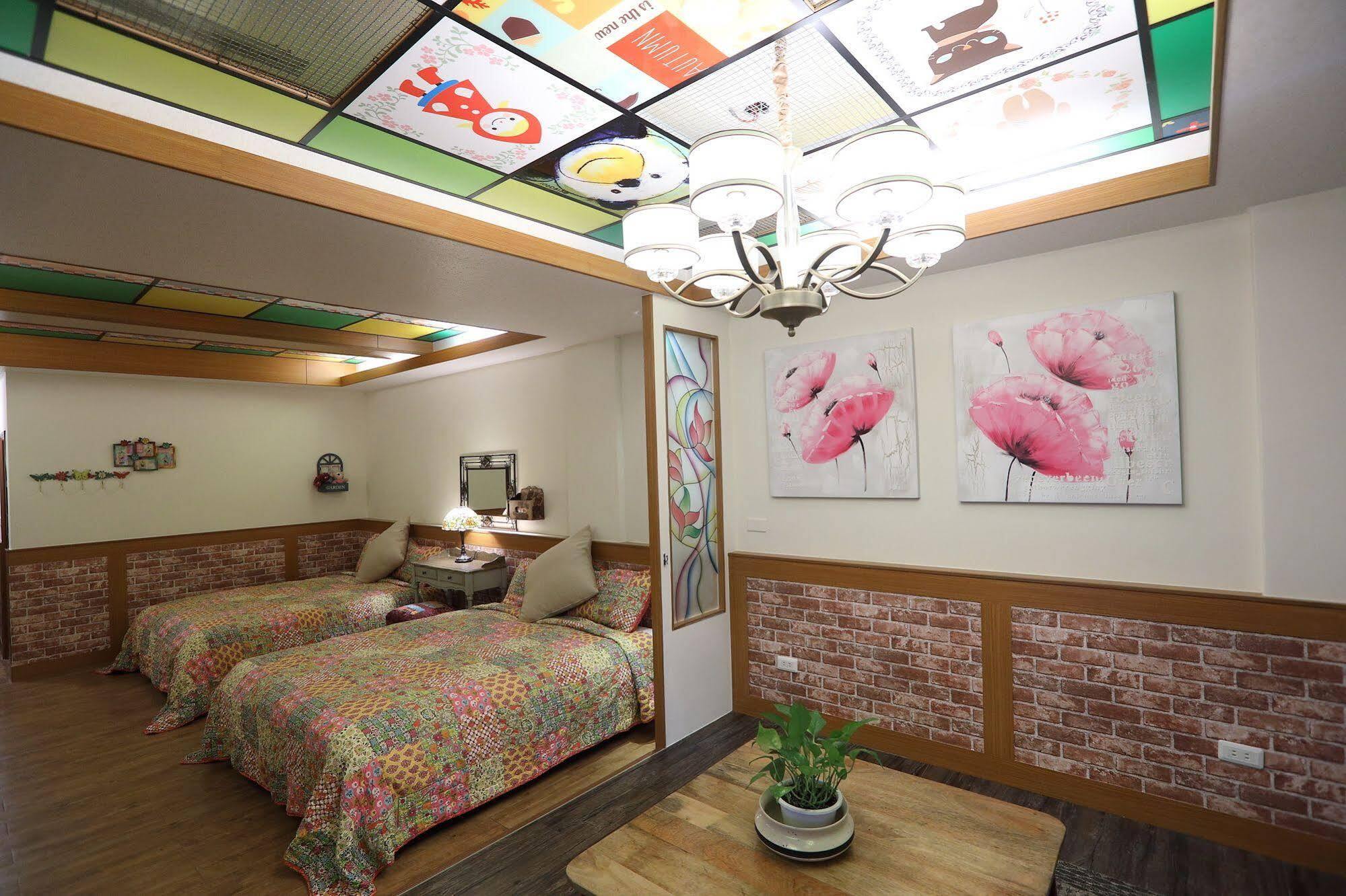 First Place B&B Hualien stad Exteriör bild