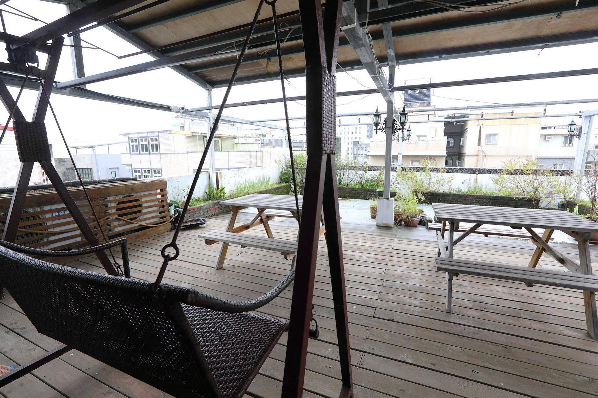 First Place B&B Hualien stad Exteriör bild